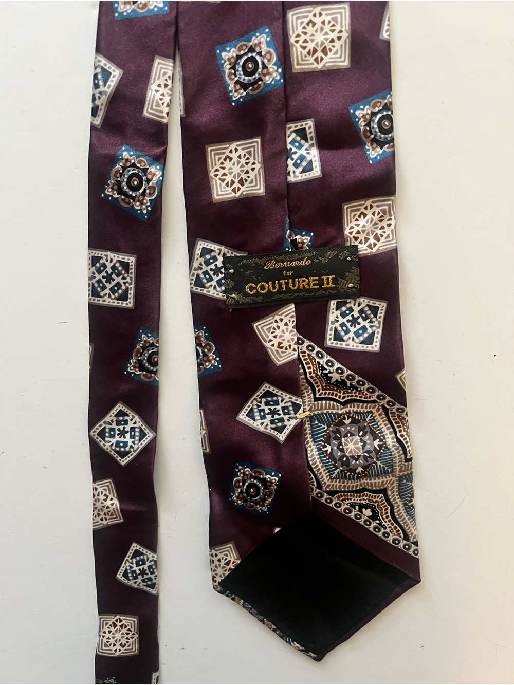 Bernardo Purple Silk Tie with Blue and Cream Medallions